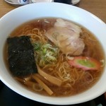 はやし - 醤油ラーメン。