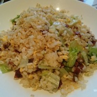 中国料理 彩湖 - チャーシューとレタスのチャーハン