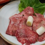 スタミナ苑 - 上タン