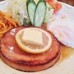いずみ - 厚切りハムのハムステーキは【日替りメニュー】として登場します♪