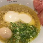 黄金の塩らぁ麺　ドゥエイタリアン - 