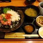 Sakurai - 本ずわい蟹と鮪中落ち丼