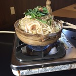 えんや - もつうどん（醤油）
