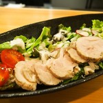 江戸前鮨と鶏 和暖 - 自家製ハムサラダ