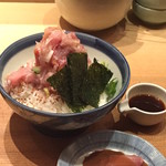 日本橋海鮮丼 つじ半 日本橋本店 - ぜいたく丼 梅 990円(税込)