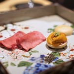 肉屋 雪月花 NAGOYA - たん昆布〆 塩昆布 かぼす酢　松阪牛のタルタル雲丹最中