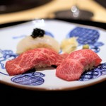 肉屋 雪月花 NAGOYA - 肉寿司 霜降り 寒平目昆布〆 キャビア
