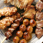 Assortment of 8 free-range chicken skewers