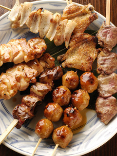 Kuidokoro Ba- Hashi Maru - こだわりの地鶏はもちろん炭火で強火の遠火。