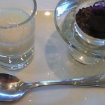 ラ・リューン - Menu B 1575円 の紫芋と牛蒡と大根温スープ