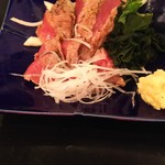 浜の台所おらが - 牛のたたきです。お肉もいいです。