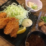 浜焼き・海鮮バル魚魚カルチョ - カキフライ定食