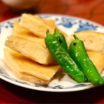 坂本屋 - 長崎卓袱といえば「ハトシ」
      パンの部分が薄めで、揚げ物でも重過ぎずちょうどよいボリュームでした。