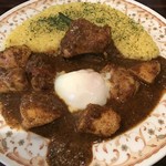 カレーの店 マボロシ - 【2017.2.4】チキンカレー¥900+温泉たまご¥100