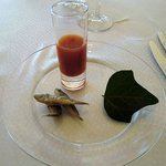 葉山テラス - Alice Villa Resort ＠横須賀 秋谷 長野産トマトジュースとジンダ（小鯵）の唐揚げ