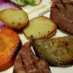 コションローズ - 黒豚を取ってみると…