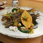 銀座 しのはら - 鮎のなれ鮨、佐島の蛸柔らか煮、甲賀のかんぴょう余市の鮟肝、蕎麦の実、滋賀のスッポンのから揚げ、海老芋のから揚げ、なめこ、北海道うに