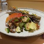 銀座 しのはら - 鮎のなれ鮨、佐島の蛸柔らか煮、甲賀のかんぴょう余市の鮟肝、蕎麦の実、滋賀のスッポンのから揚げ、海老芋のから揚げ、なめこ、北海道うに