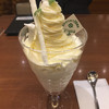 ミルク&パフェ よつ葉ホワイトコージ 札幌パセオ店