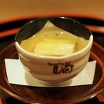 鞍馬口 寿星 - お通し（葱のだし汁）