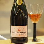 鞍馬口 寿星 - MOET & CHANDON ROSE INPERIAL
