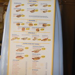 Pink's Hot Dogs - ハンバーガー＆ホットドッグメニュー