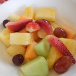 Pink's Hot Dogs - フルーツ盛り合わせ