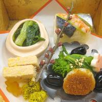 赤坂 菊乃井 - 八寸（フキノトウ、手綱寿司、助子？、のし梅、梅豆腐？、菜の花、貝柱とカラスミ、黒豆）