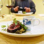 トゥ・ラ・ジョア - 薩摩黒牛と鮑の一皿