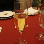 モン・フレーブ - グラスに注がれるとこんな感じ^^;