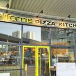 カリフォルニア・ピザ・キッチン - 
