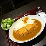 立ち呑み屋 サラサ - カツは普通だけどカレーがうま～