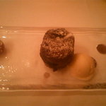 アフェット - 温かいチョコレートケーキ