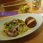 テテカフェ - ナスとベーコンの和風パスタ