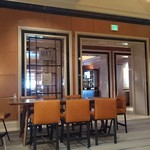 MKT RESTAURANT - BAR - 