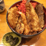 62394279 - 天丼 850円