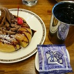 コメダ珈琲店 - アイスコーヒーとミニクロノワール