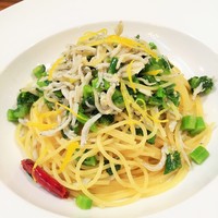 リストランテ ラ チャウ - しらすと菜の花、黄ゆずのペペロンチーノ