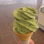 茶の矢島園 - 抹茶ソフトクリーム(210円)