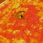 ダ ユウキ - トマトソース、オレガノ、にんにくの具材