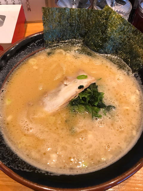 横浜家系ラーメン 豚骨研究所 鹿児島店 甲東中学校前 ラーメン 食べログ 横浜家系ラーメン 豚骨研究所 鹿児島店 甲東中学校前 ラーメン 食べログ