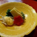 日本料理 新 - しらうお、筍、菜の花の黄身酢