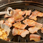 Samgyeopsal made with branded pork ♪ You don't have to worry about smoke ♪