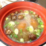 ペンションプチポワ - むかご入の味噌汁