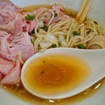 さんじ - オイリーで凝縮したスープ