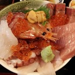海鮮丼