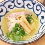 きくや - 黄金スープ　純鶏そば　ピロピロ麺　塩味　800円