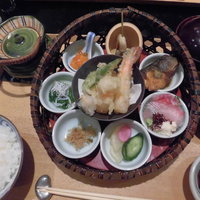 銀座米料亭 八代目儀兵衛 -  儀兵衛のかご盛り　銀シャリ御膳