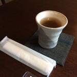 そばのもん - お冷は暖かいそば茶