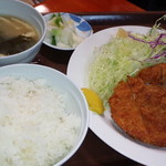 ひよどり中華料理 - 特選とんかつ定食2017.2